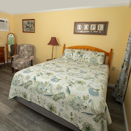 Governor'S Rock Motel Шафтсбері Екстер'єр фото